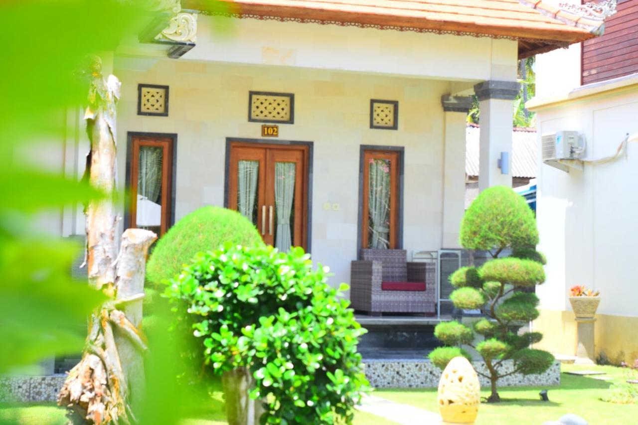 The Kanha Palace Batununggul Luaran gambar